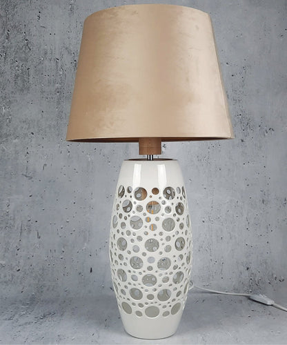 Lampa z abażurem - Coma Deco - widok z boku - wyłączona